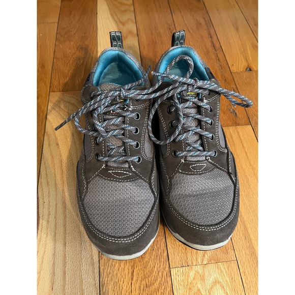 L.L. Bean Women size 7 Tek 2.5 Waterproof Hiking Shoes Sneakers - Picture 2 of 8